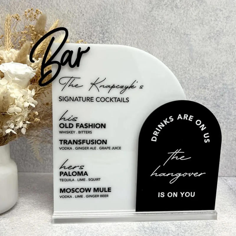 Custom Bar Menu with 3D Cutout - Table Number Gold avis et prix
